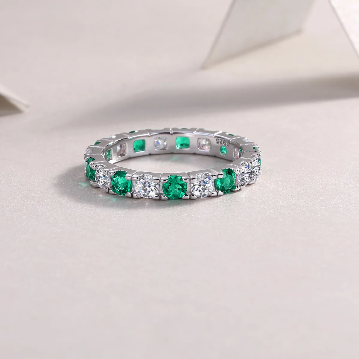 2.4g S925 Silver Platinum Plated Alternating Eternity Ring Green & White Gemstone Full Band, Stackable Dainty Promise Ring For Women, Jewelry Gift Box Set - Image 7