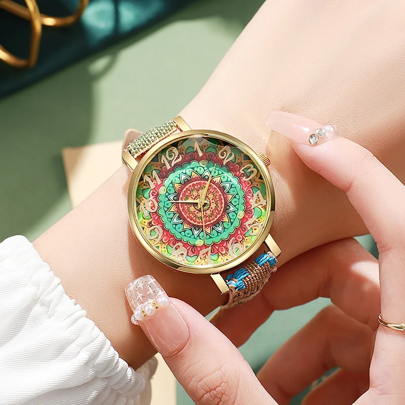 Round Floral Design Watch