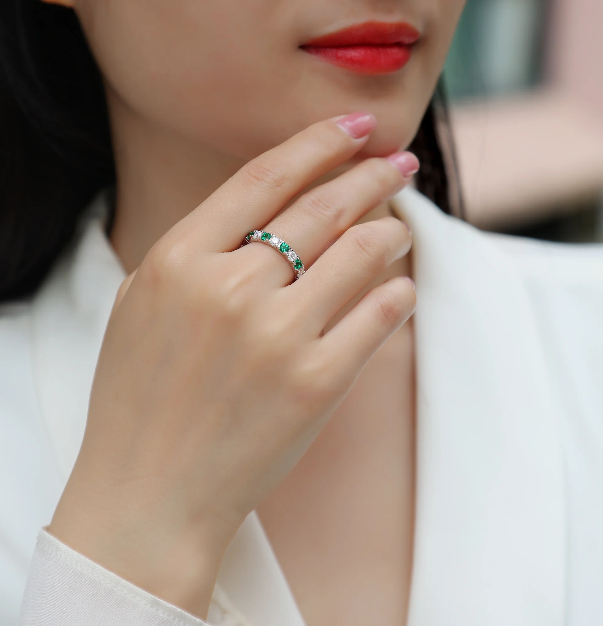 2.4g S925 Silver Platinum Plated Alternating Eternity Ring Green & White Gemstone Full Band, Stackable Dainty Promise Ring For Women, Jewelry Gift Box Set - Image 2