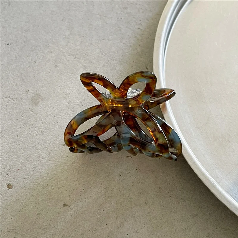 Fashion Retro Colorized Butterfly Small Hair Clip - Image 3