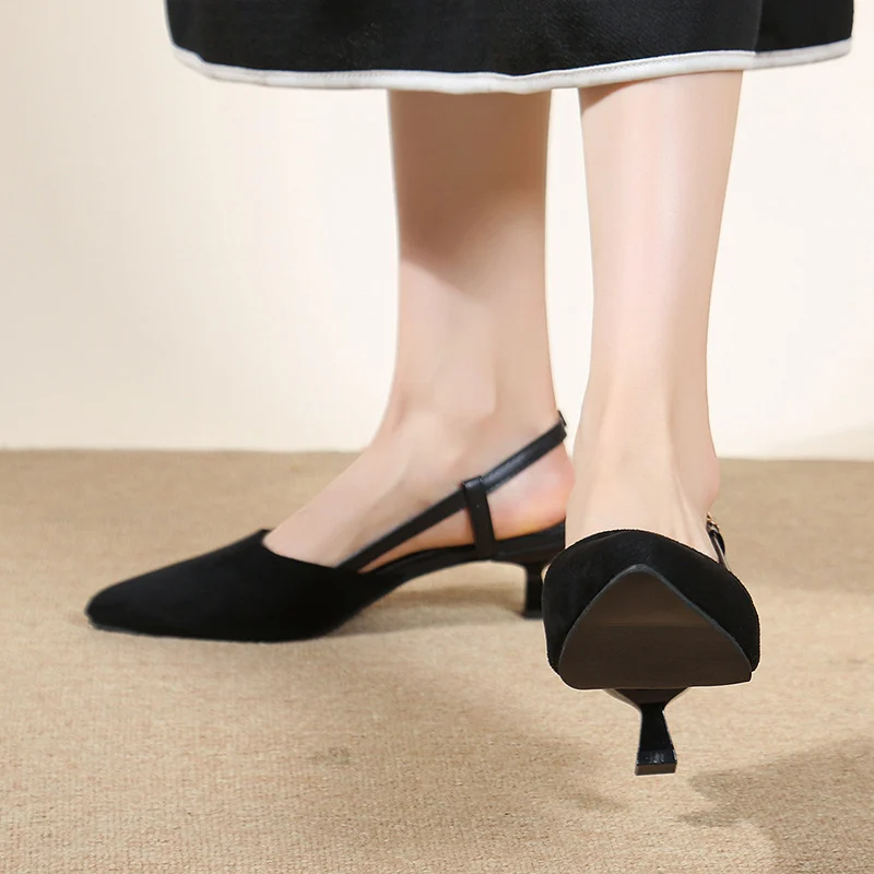 Pointed-toe Stiletto Pumps Low-heeled Closed-toe Vintage Style - Image 7