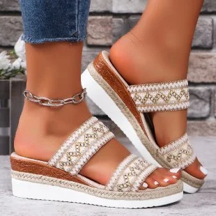 Canvas And Jute-woven Wedge Sandals With Wide Straps - Image 3