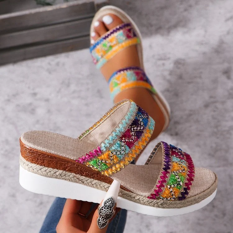 Canvas And Jute-woven Wedge Sandals With Wide Straps - Image 4